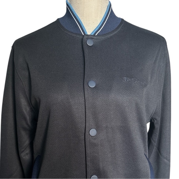 Ben Sherman Herringbone Bomber Jacket in Navy Size Small NWT - Picture 4 of 11